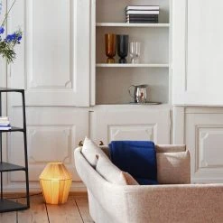 Eiffel Shelf, 2018 -Designer Table Lamps Sales Eiffel Shelf Rectangular ink black Bottoms Up Vase L amber Bonbon yellow melange Silhouette 3 Seater Bolgheri LGG60 Dapper DOT 1682 02 Biano Nero black oak shell black base