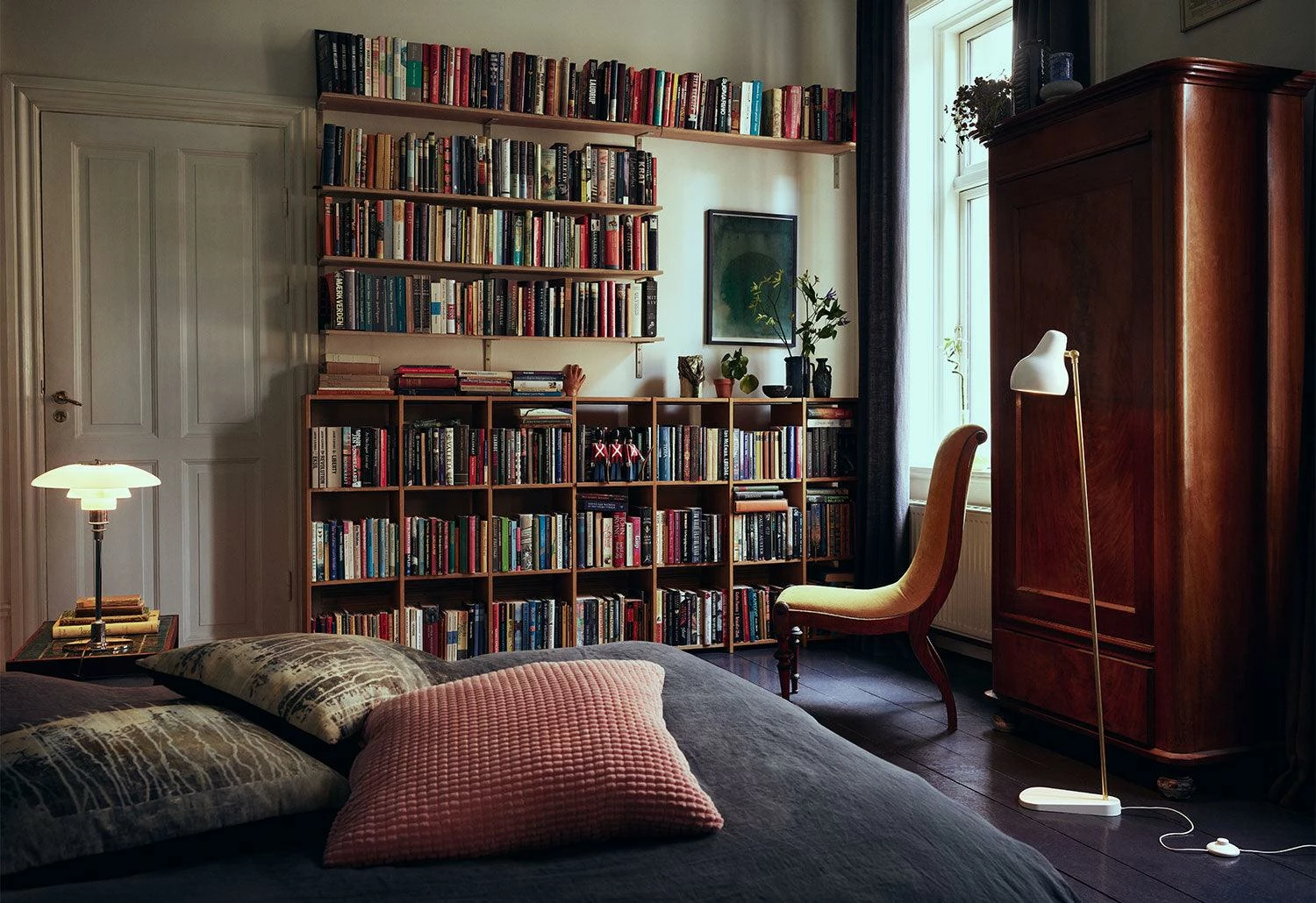 VL38 Floor Light, 1971 6 VL38 Floor Light, 1971 - Image 4