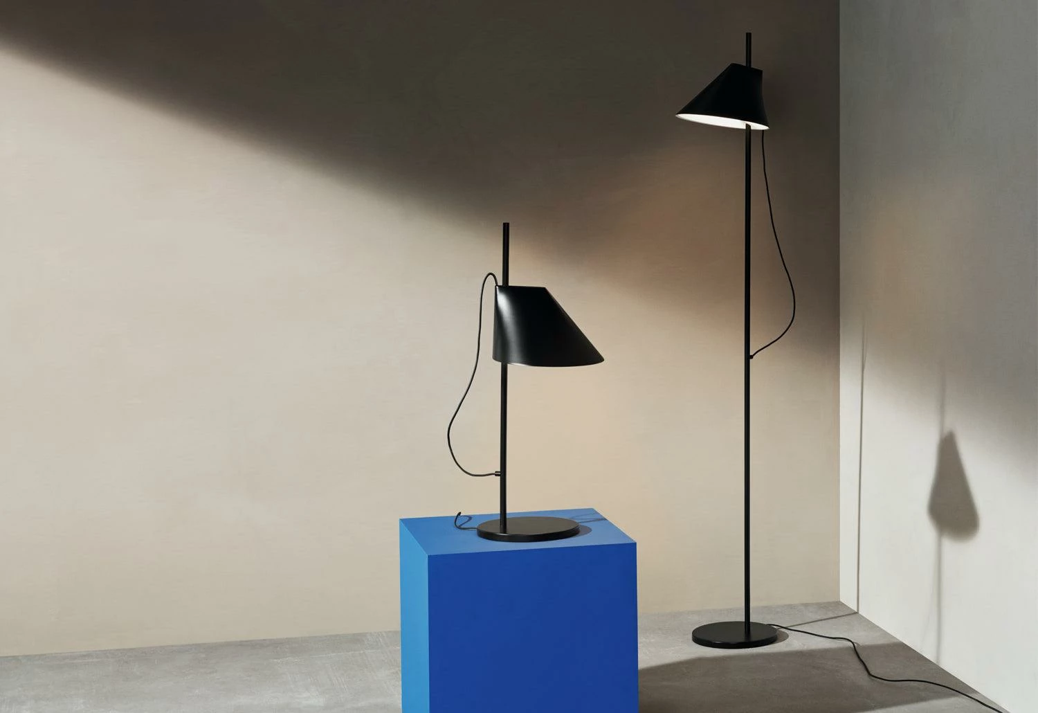 Yuh Floor Light, 2017 3 Yuh Floor Light, 2017