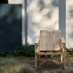 Crate Lounge Chair, 2022 -Designer Table Lamps Sales hay gerrit rietveld crate lounge chair lifestyle 2