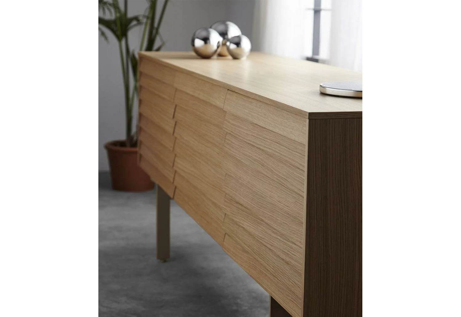 Sussex Sideboard, 177, 2000 5 Sussex Sideboard, 177, 2000 - Image 3