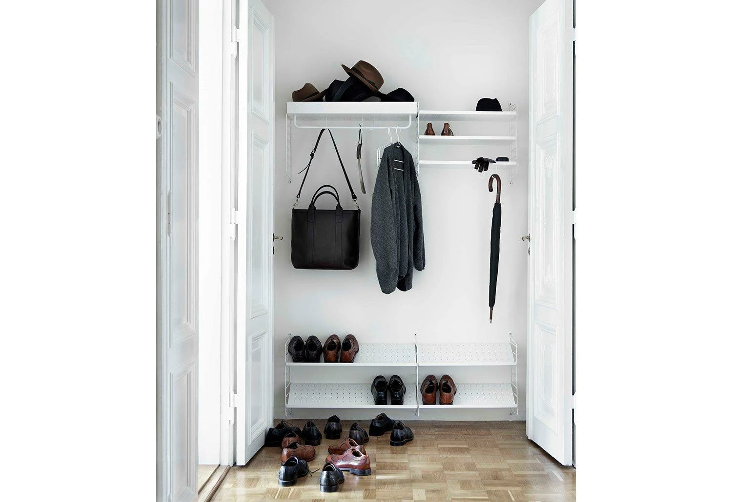 String Hanging Rod, 1949 7 String Hanging Rod, 1949 - Image 5