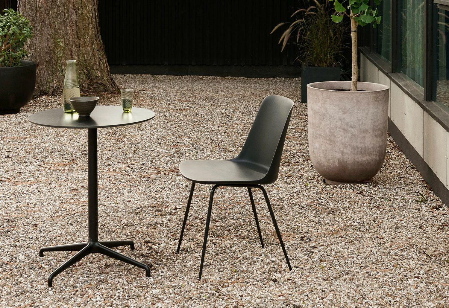 Rely Outdoor Table 7 Rely Outdoor Table - Image 5