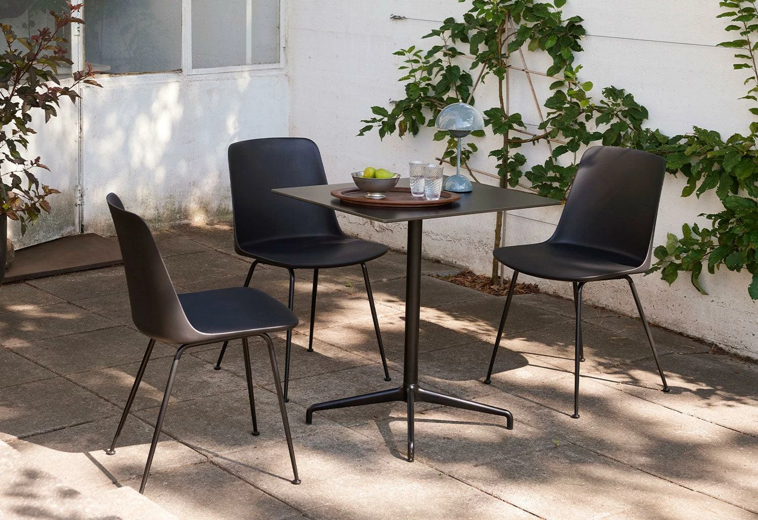 Rely Outdoor Table 6 Rely Outdoor Table - Image 4