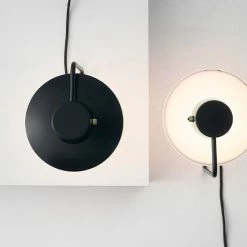 AJ Oxford Table Lamp -Designer Table Lamps Sales twentytwentyone Louis Poulsen Arne Jacobsen AJ Oxford lamp featured 2