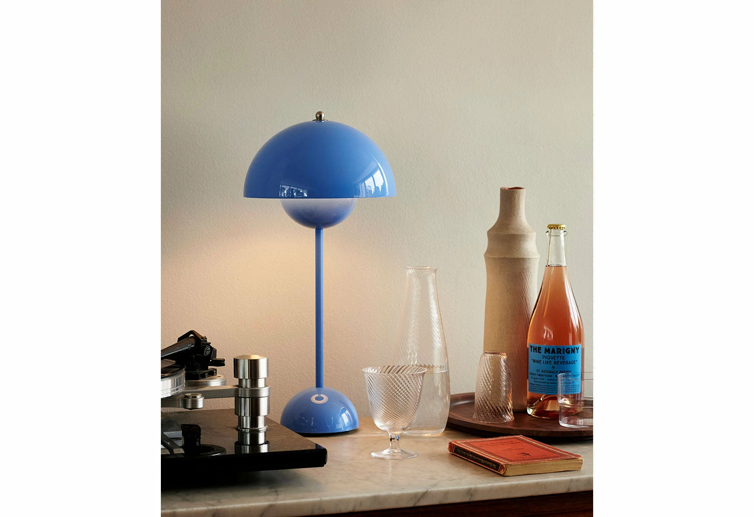 Flowerpot VP3 Table Lamp 11 Flowerpot VP3 Table Lamp - Image 9